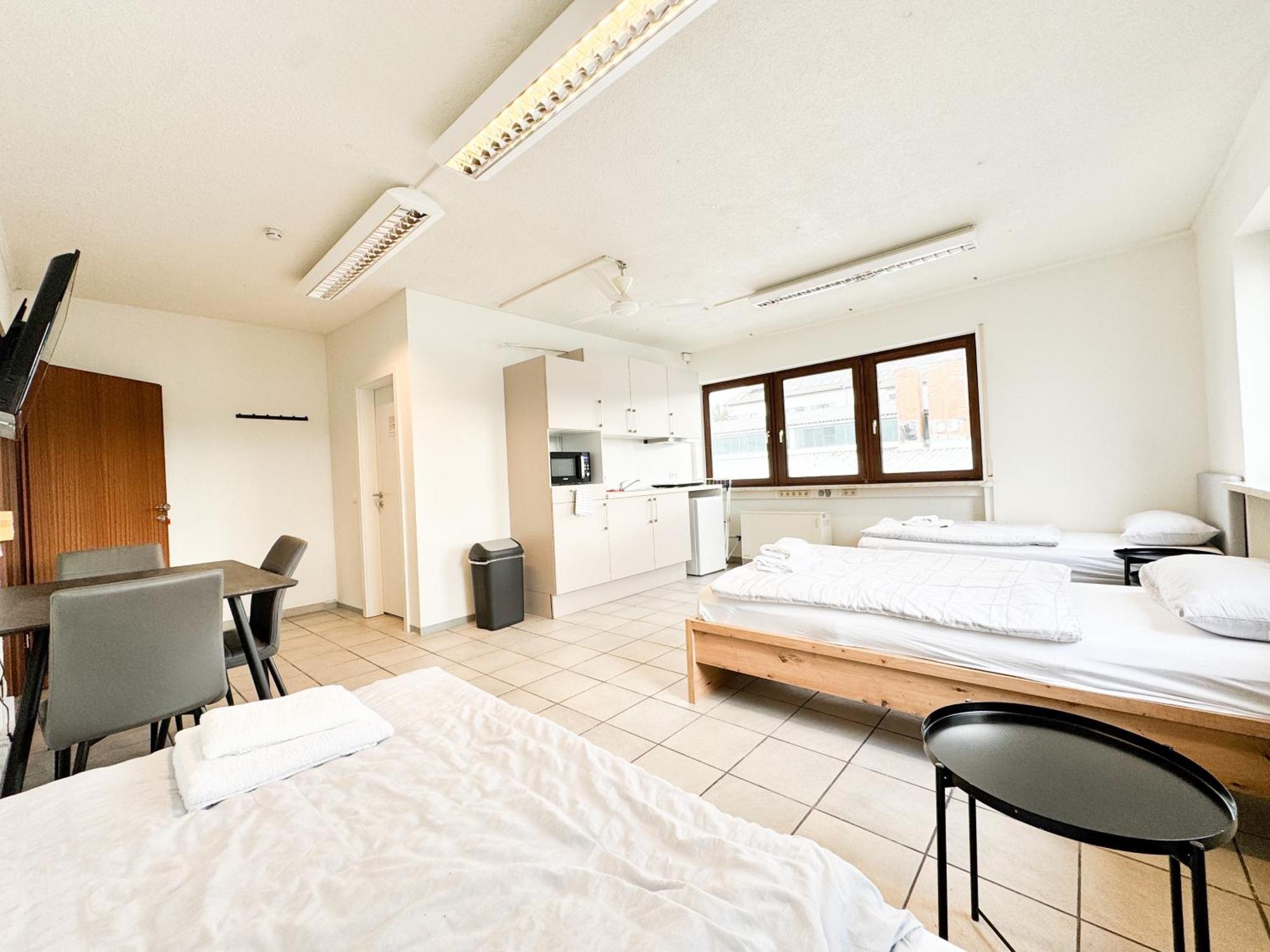 Modern Living Studios Karlsbad Buitenkant foto